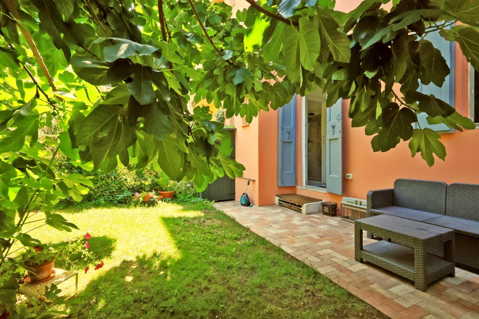Oasis In The Centre Of Bologna Apartment Exterior photo